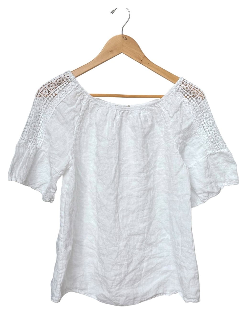 Terzo Millennio Made in Italy White Linen Crochet Lace Sleeve Blouse. Medium.
